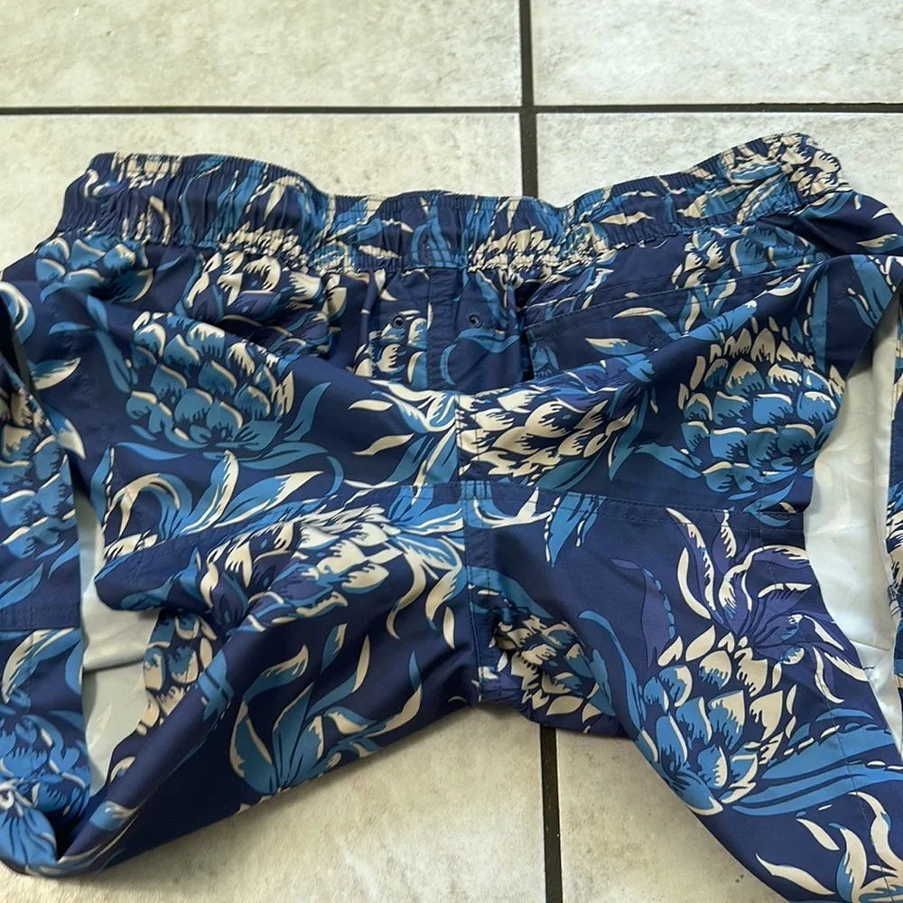 Brooks‎ Brothers Blue Pineapple Swim Trunks